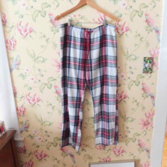 🦔🐾 Varsity Plaid Drawstring Lounge Pants🦔🐾 - Picture 5 of 11